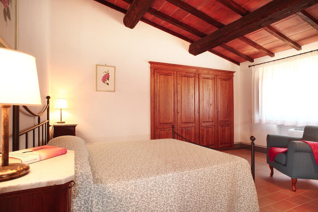 Large Two-Bedroom Apartment (4 Adults)